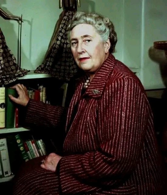 من هي السّيدة أجاثا كريستي ويكيبيديا السيرة الذاتية أجاثا كريستي Agatha Christie