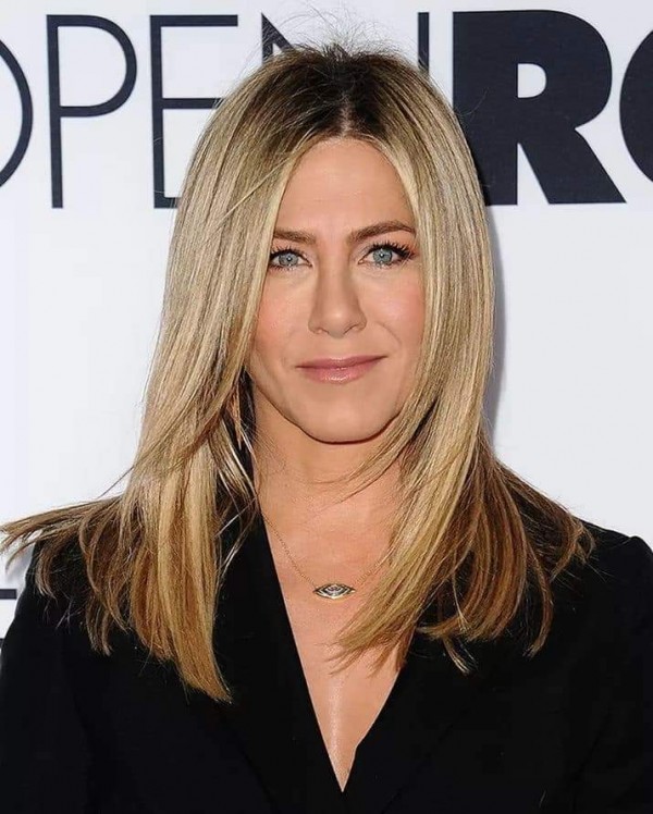 جينيفر أنيستون ويكيبيديا JenniferAniston زوج الممثلة الأمريكية جنيفير انيستون أصل جنيفير أنيستون انستقرام